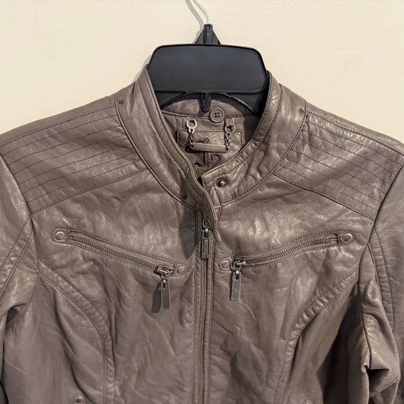 J2 Gray Faux Leather Lined Layer Women's Jacket Size XL with zippers and pockets - Picture 8 of 8
